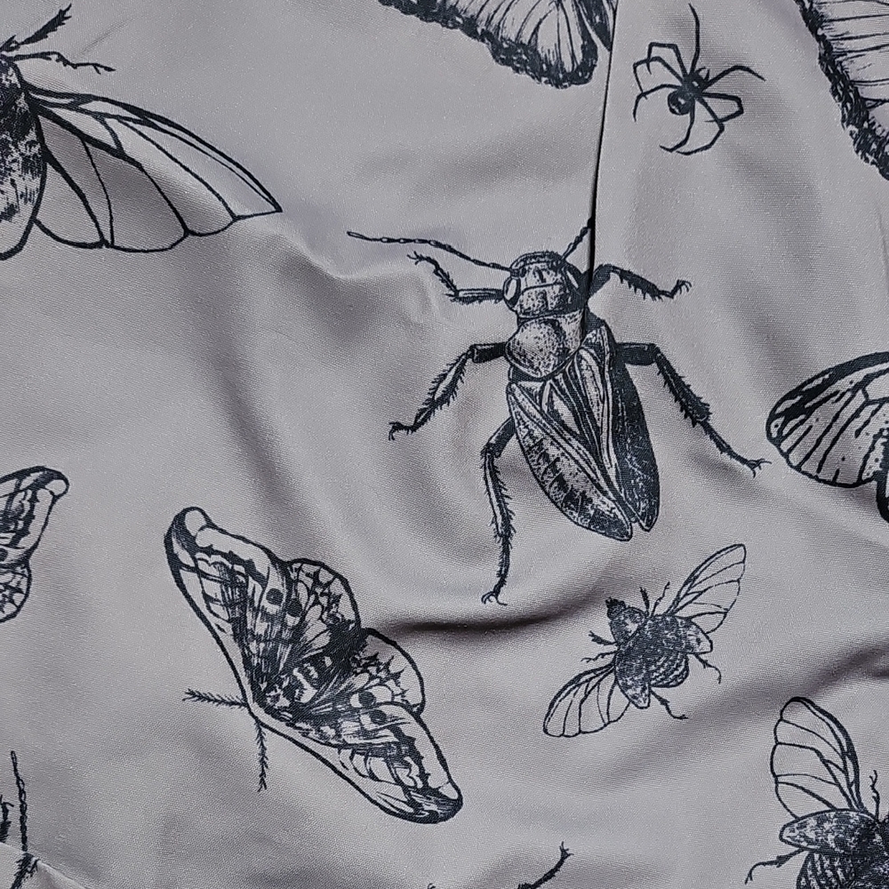 Insect Print Shorts - Picture 7 of 8